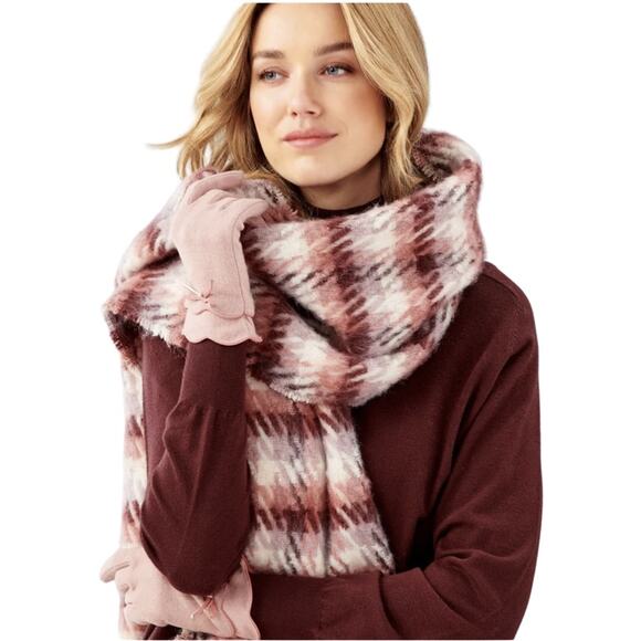 Charlie Paige Red Pink White Fringe Scarf Soft Warm 100% Polyester NEW Tags - Picture 3 of 13